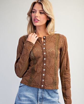 edie lace panel button top