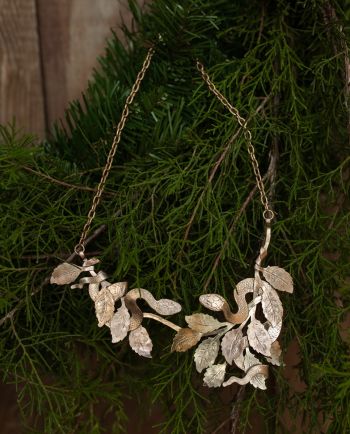 knossos snake leaf necklace