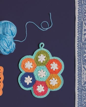 loop de loop crochet trivet