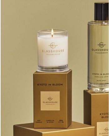 glasshouse fragrances kyoto in bloom 2.1 oz candle