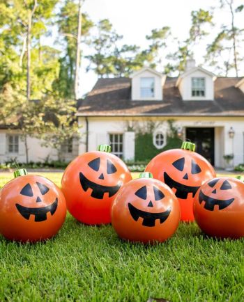holiball - the inflatable pumpkin