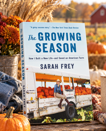 The Growing Season: How I Built a New Life--and Saved an American Farm - paperback