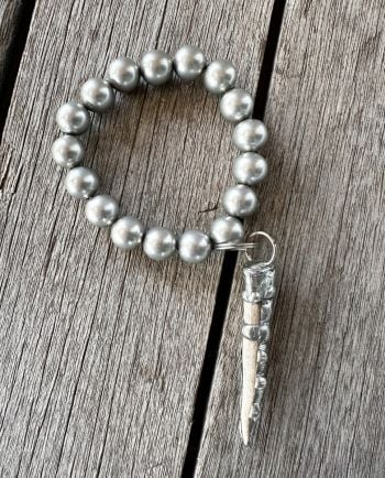 horn stretch bracelet