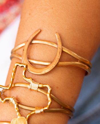 gold horseshoe cuff