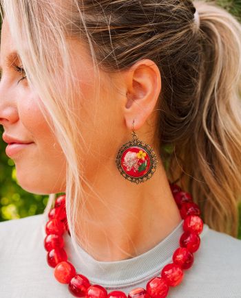 Antique Gold Dried Flower Red Cameo Earrings